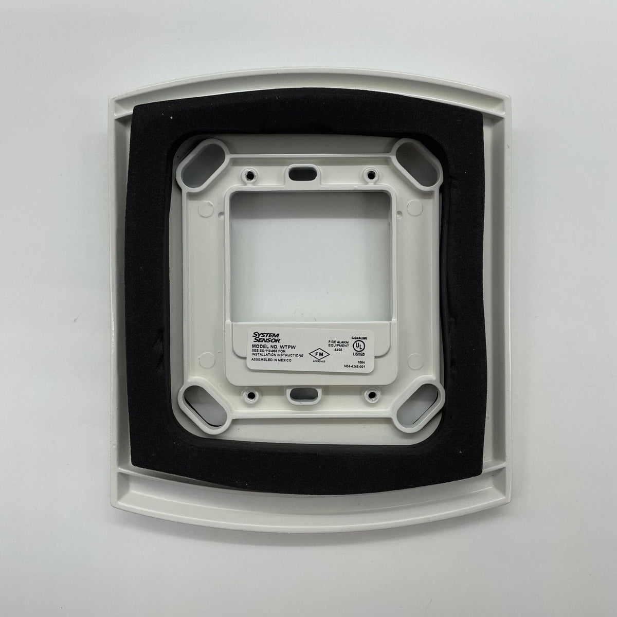 System Sensor WTPW white NEMA 3R weatherproof flush-mount plate for outdoor horns - view 2